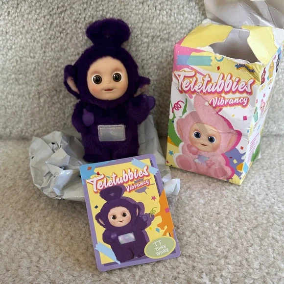 POP MART Vibrancy Teletubbies Figurine - Tinky Winky - Picture 5 of 13